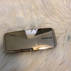 Hourglass ambient strobe lighting blush palette